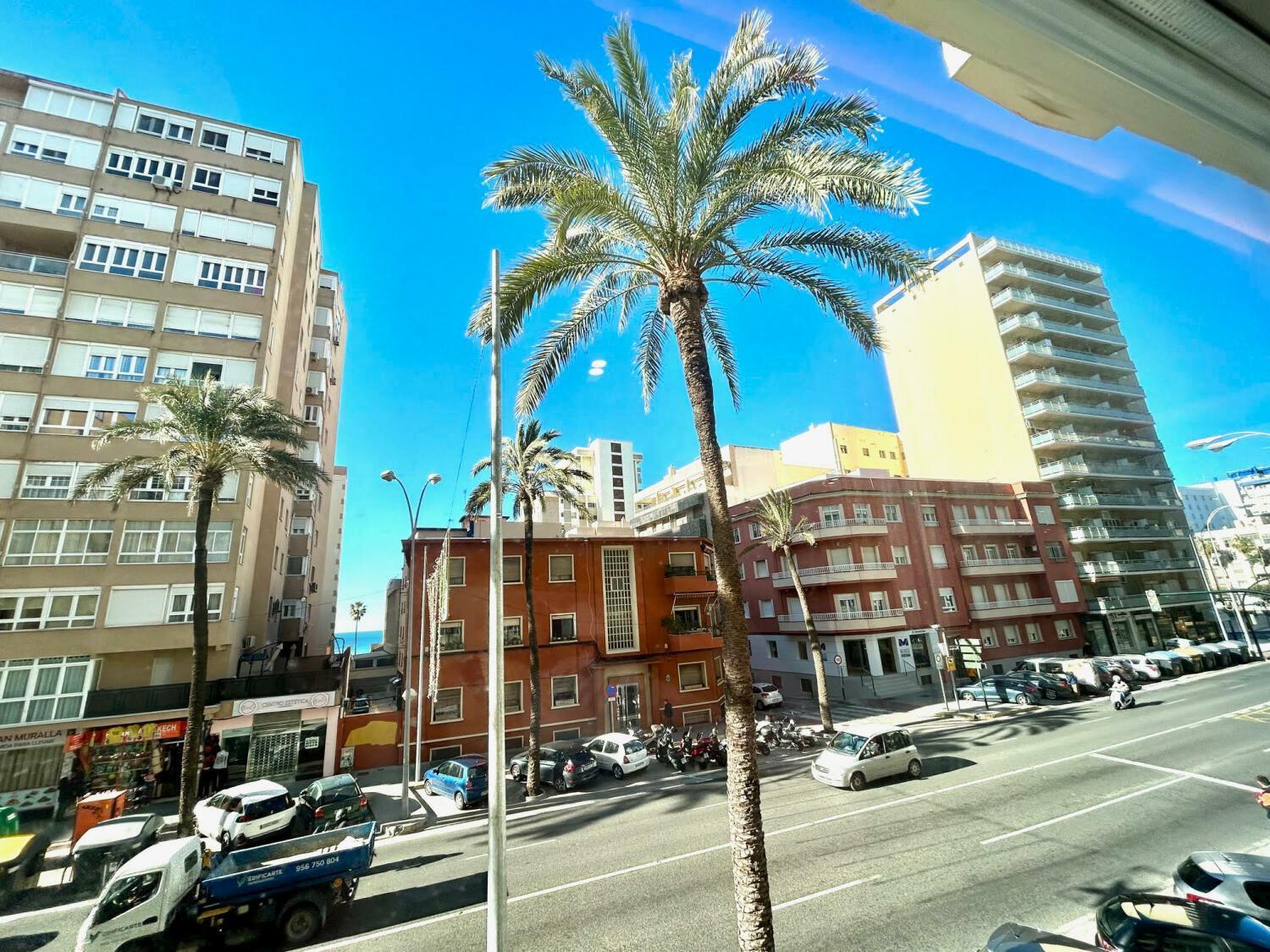 Gatu Premium Deseo Piso De Lujo Con Parking " Preferente Mayores De 25 Anos Y Familias " Cádiz Exteriör bild
