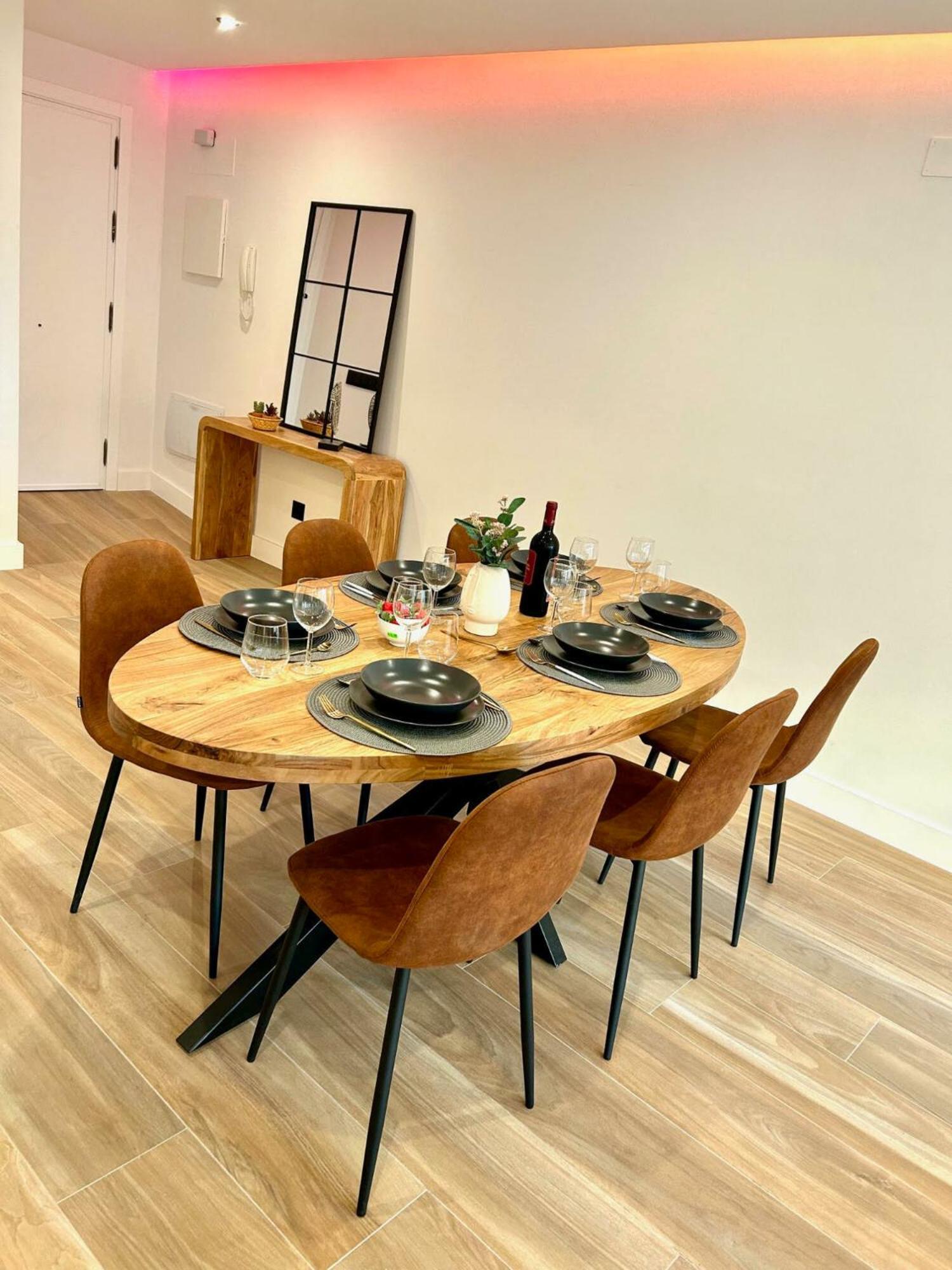Gatu Premium Deseo Piso De Lujo Con Parking " Preferente Mayores De 25 Anos Y Familias " Cádiz Exteriör bild